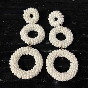 Vintage White Graduated Seed Bead Hoop Dangle Pierced Earrings Geometric 3.5”